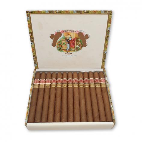 Lot 272 - Romeo y Julieta Churchills 