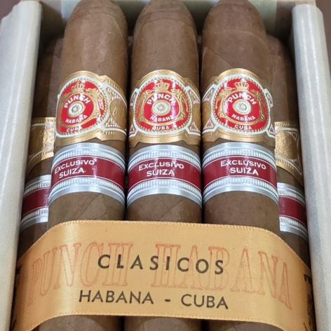 Lot 273 - Punch Clasicos
