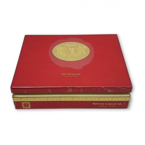 Lot 273 - Romeo y Julieta Dianas