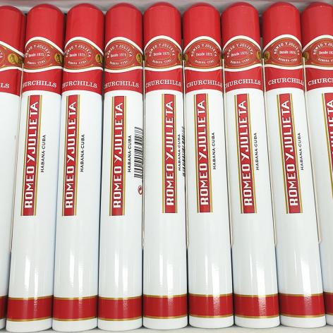 Lot 273 - Romeo y Julieta Churchills 