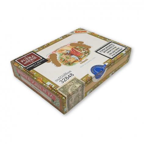 Lot 275 - Romeo y Julieta Coronas 