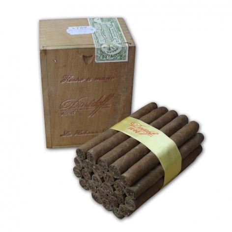 Lot 277 - Davidoff 1000