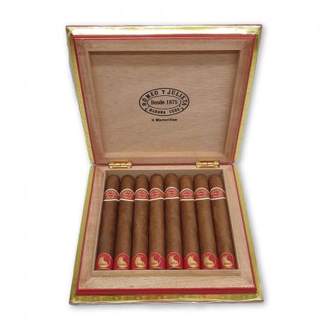 Lot 284 - Romeo y Julieta Maravilla 8