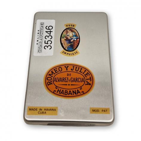 Lot 284 - Romeo y Julieta Club Kings