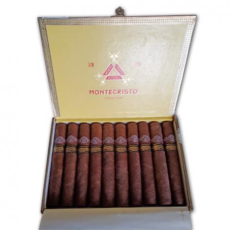 Lot 284 - Montecristo 520