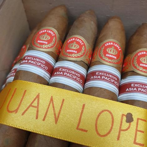 Lot 285 - Juan Lopez Seleccion No 4 