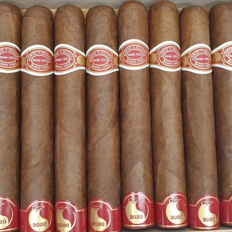 Lot 285 - Romeo y Julieta Maravilla 8