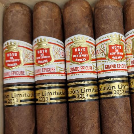 Lot 285 - Hoyo de Monterrey Grand Epicure
