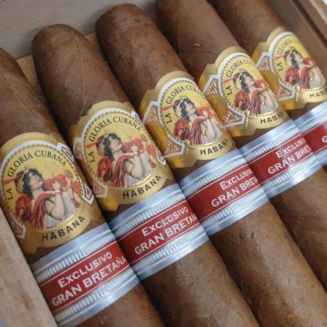 Lot 286 - La Gloria Cubana Britanicas Extra 