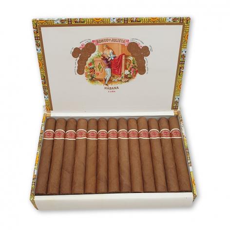Lot 286 - Romeo y Julieta Petit Coronas