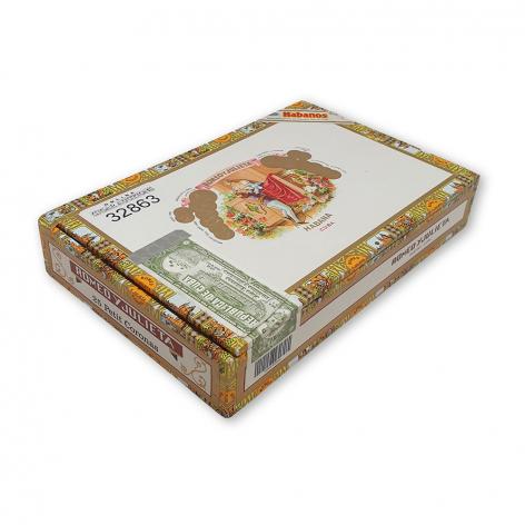 Lot 286 - Romeo y Julieta Petit Coronas