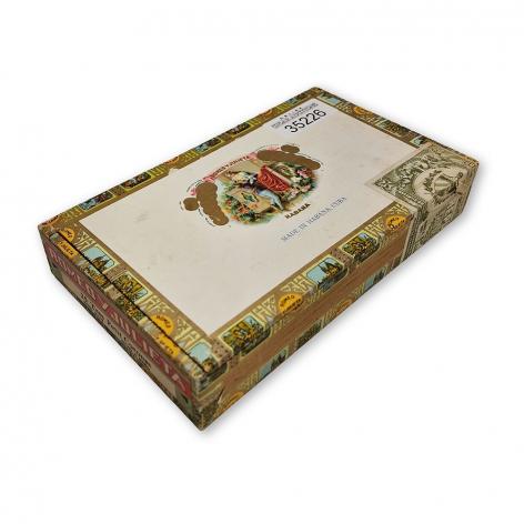 Lot 288 - Romeo y Julieta Tres Petit Coronas