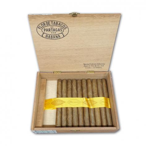 Lot 28 - Partagas Fox Selection No.4