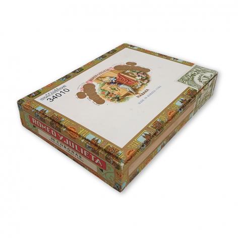 Lot 290 - Romeo y Julieta Coronas