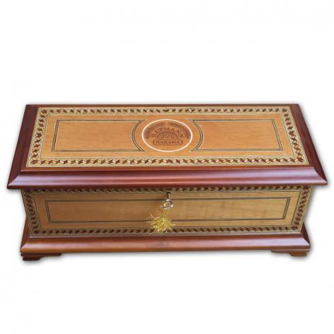 Lot 291 - H.Upmann Antique Replica Humidor