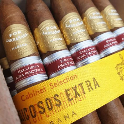 Lot 296 - Por Larranaga Belicosos Extra 