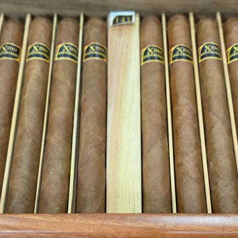 Lot 296 - Club Habana LCDH 10 Aniversario