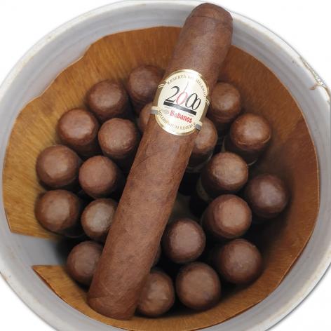Lot 2 - Montecristo Robustos