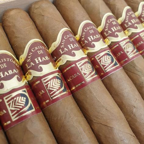 Lot 300 - San Cristobal de la Habana Oficios