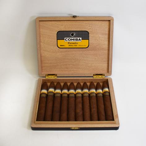 Lot 303 - Cohiba Piramides