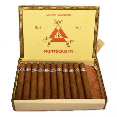 Lot 305 - Montecristo No. 4