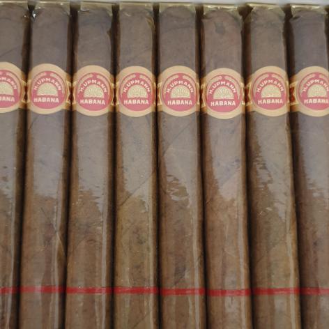 Lot 305 - H. Upmann Especiales