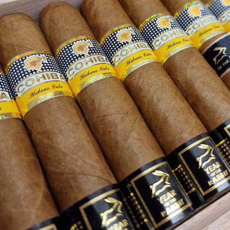 Lot 305 - Cohiba Siglo de Oro