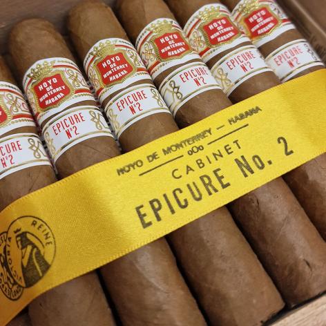 Lot 310 - Hoyo de Monterrey Epicure No. 2