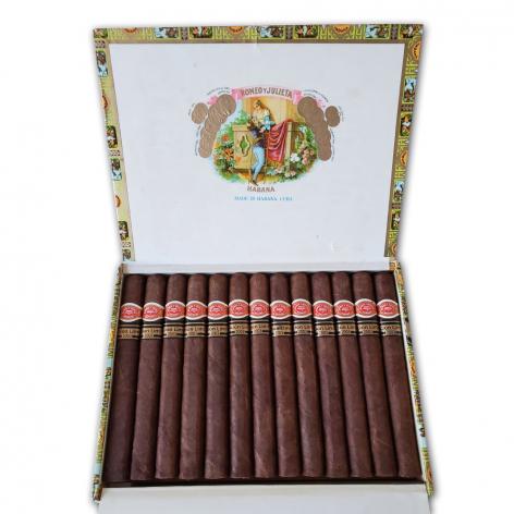 Lot 310 - Romeo y Julieta Hermosos No.1