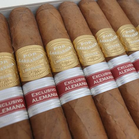 Lot 312 - Por Larranaga Lonsdales