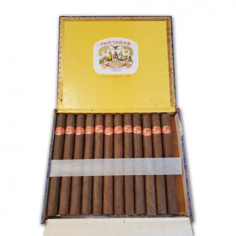 Lot 313 - Partagas    Lusitanias