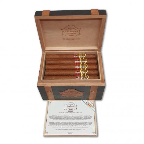 Lot 313 - San Crist&oacute;bal de la Habana 20 Aniversario