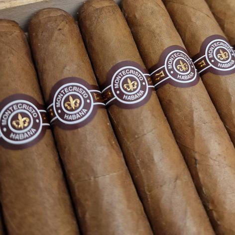 Lot 316 - Montecristo Double Edmundo