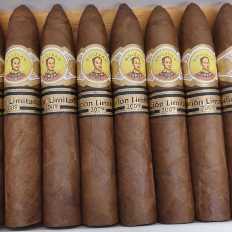 Lot 318 - Bolivar Petit Belicosos