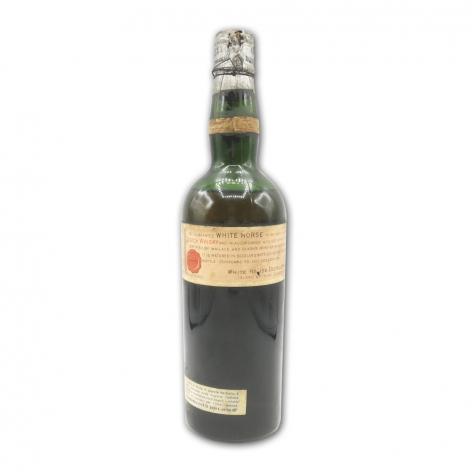 Lot 320 - White Horse Cellar Spring Cap Bottling 1940/50s's  