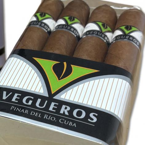 Lot 321 - Vegueros Centrofinos 