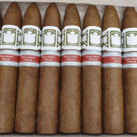 Lot 323 - Ramon Allones Short Perfectos 
