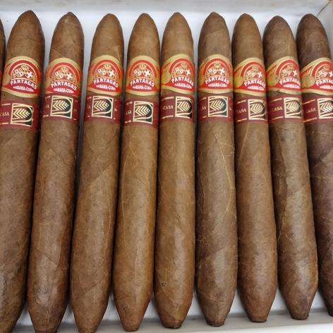 Lot 323 - Partagas Salomones