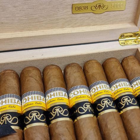 Lot 324 - Cohiba Siglo VI Gran Reserva