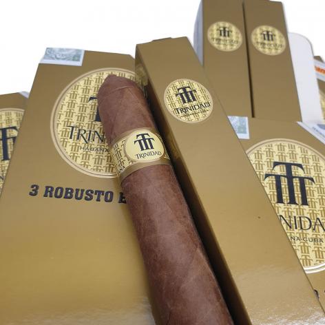 Lot 325 - Trinidad Robustos Extra