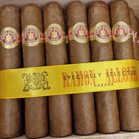 Lot 325 - Ramon Allones Specially Selected