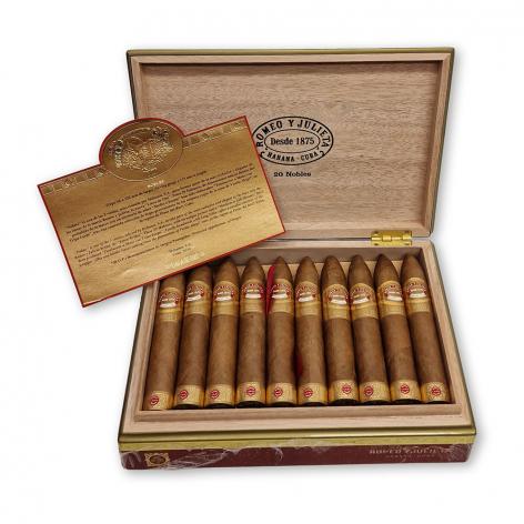 Lot 326 - Romeo y Julieta Nobles
