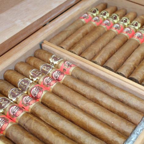 Lot 326 - Vegas Robaina 15th Anniversary LCDH Humidor