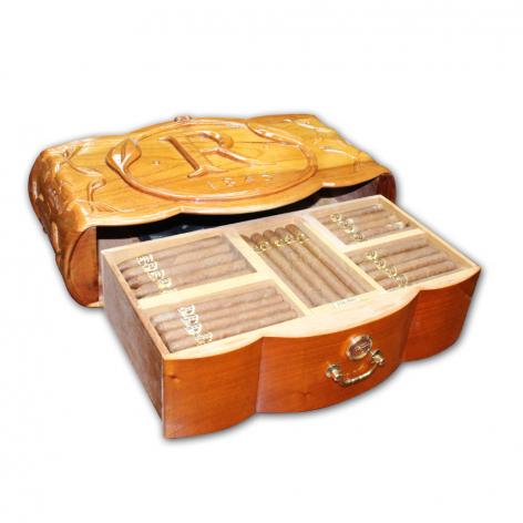 Lot 327 - Vegas Robaina 5th Anniversary humidor