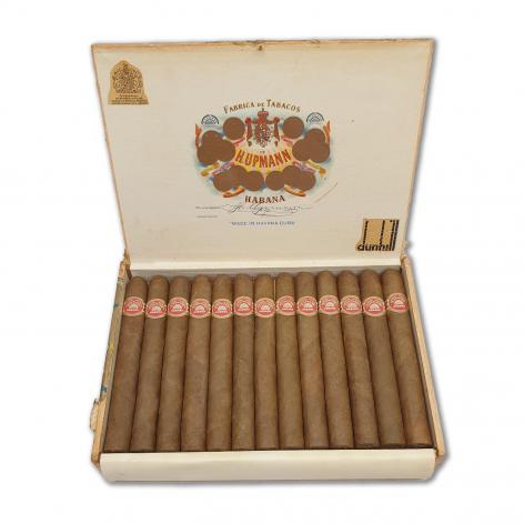 Lot 328 - Dunhill H. Upmann Seleccion No. 205