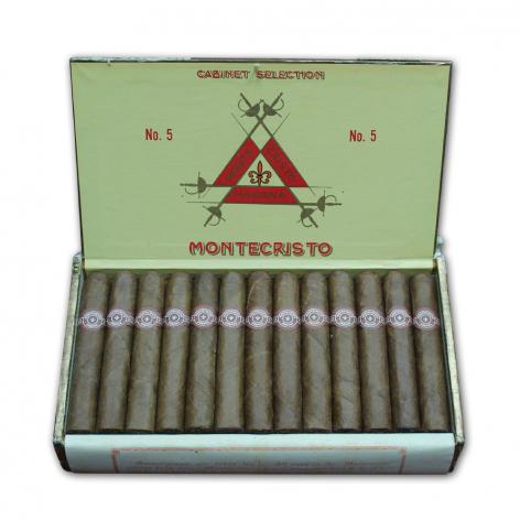 Lot 32 - Montecristo No.5
