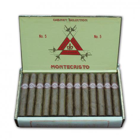 Lot 32 - Montecristo No.5