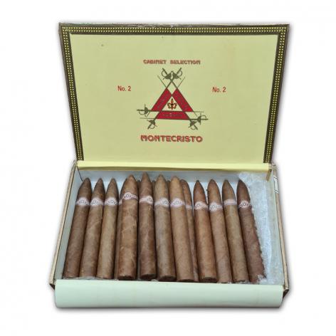 Lot 32 - Montecristo No.2 