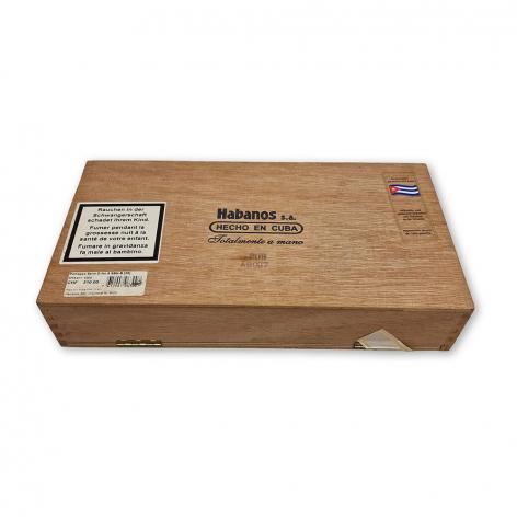 Lot 32 - Partagas Serie D No.4