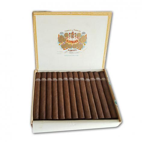 Lot 32 - H.Upmann Monarchs